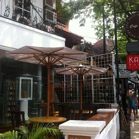 Kayun Hostel Downtown Kuta Lombok Eksteriør bilde