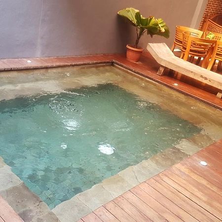 Kayun Hostel Downtown Kuta Lombok Eksteriør bilde
