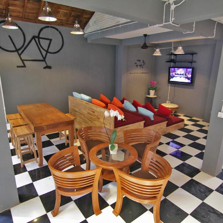 Kayun Hostel Downtown Kuta Lombok Eksteriør bilde