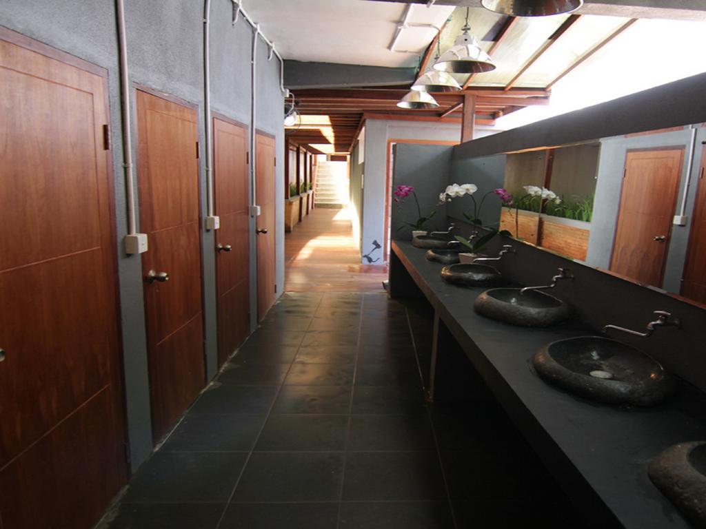 Kayun Hostel Downtown Kuta Lombok Rom bilde