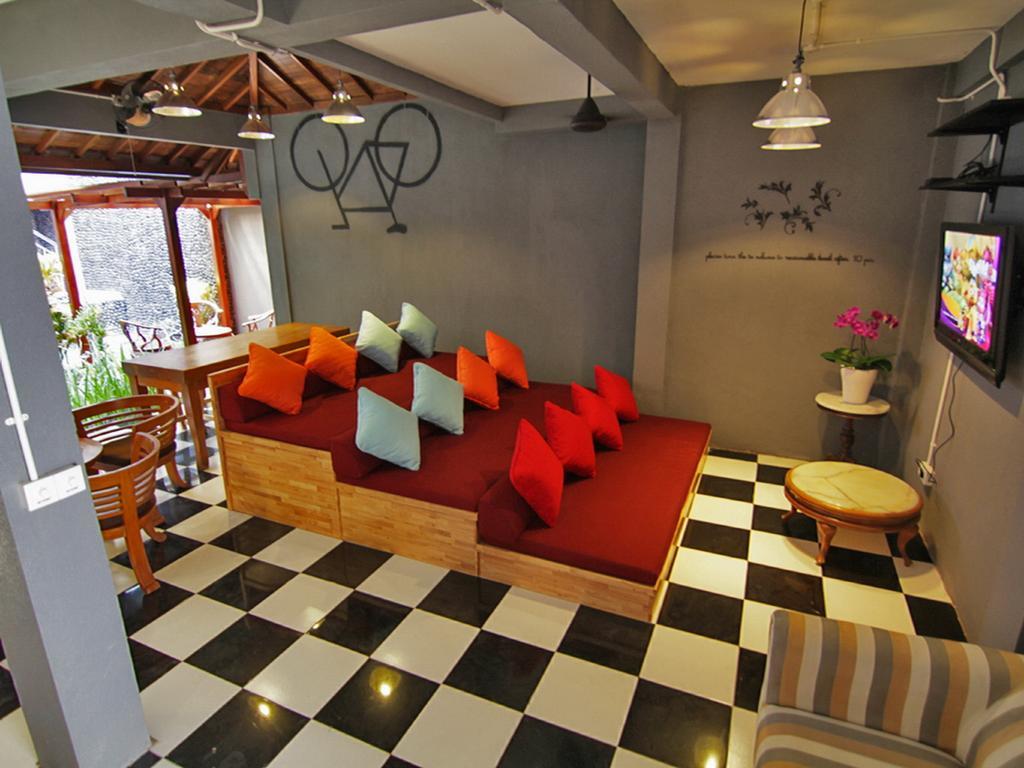 Kayun Hostel Downtown Kuta Lombok Eksteriør bilde